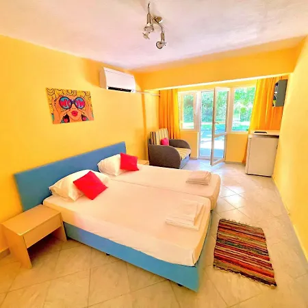 Pop аrt 2* Приморско